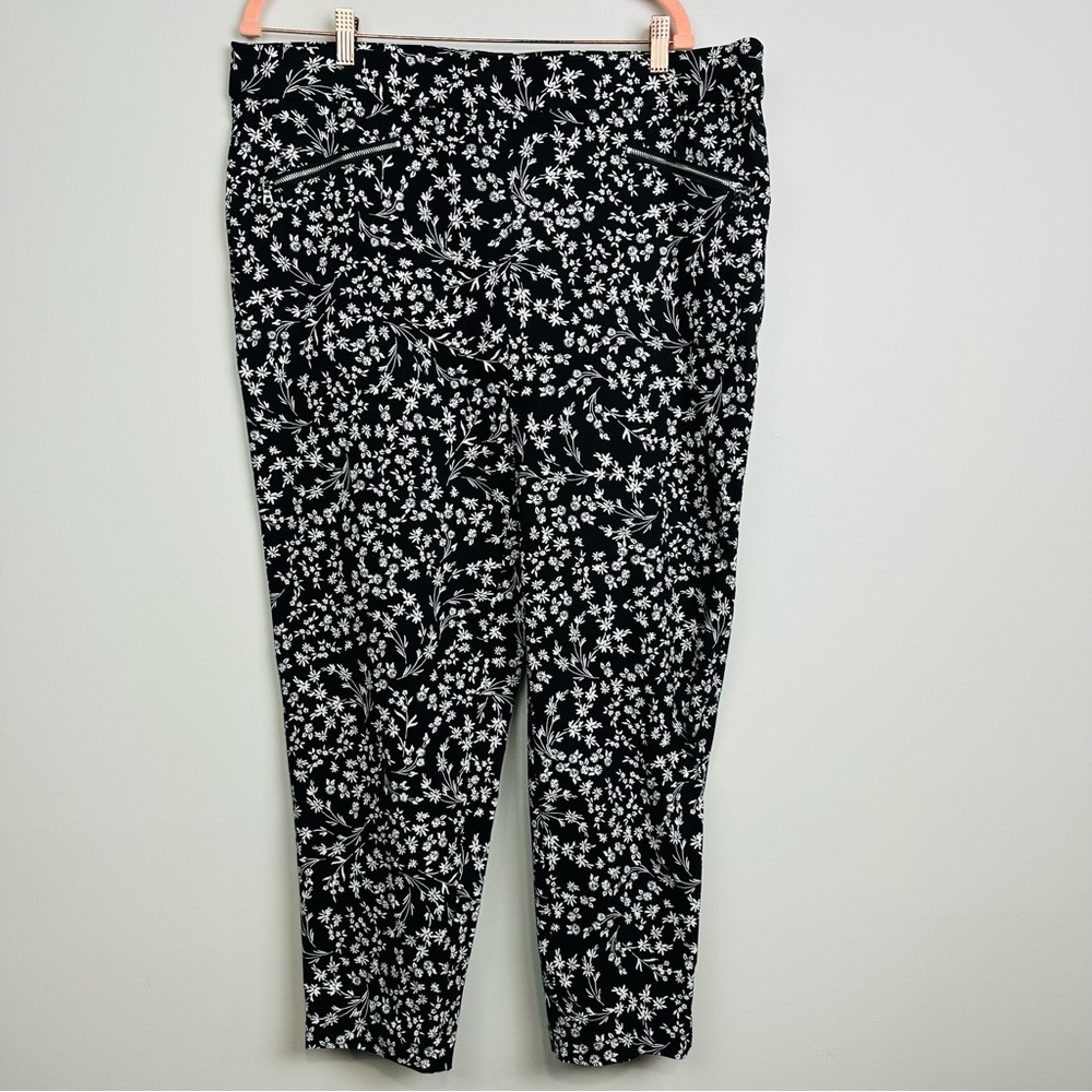 Floral Black and White Women's Pants Size 20W